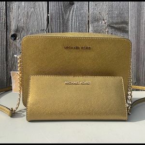 Michael Kors crossbody and wallet set.